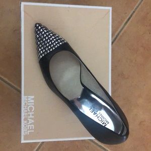 Michael Michael Kors leather/studded shoes